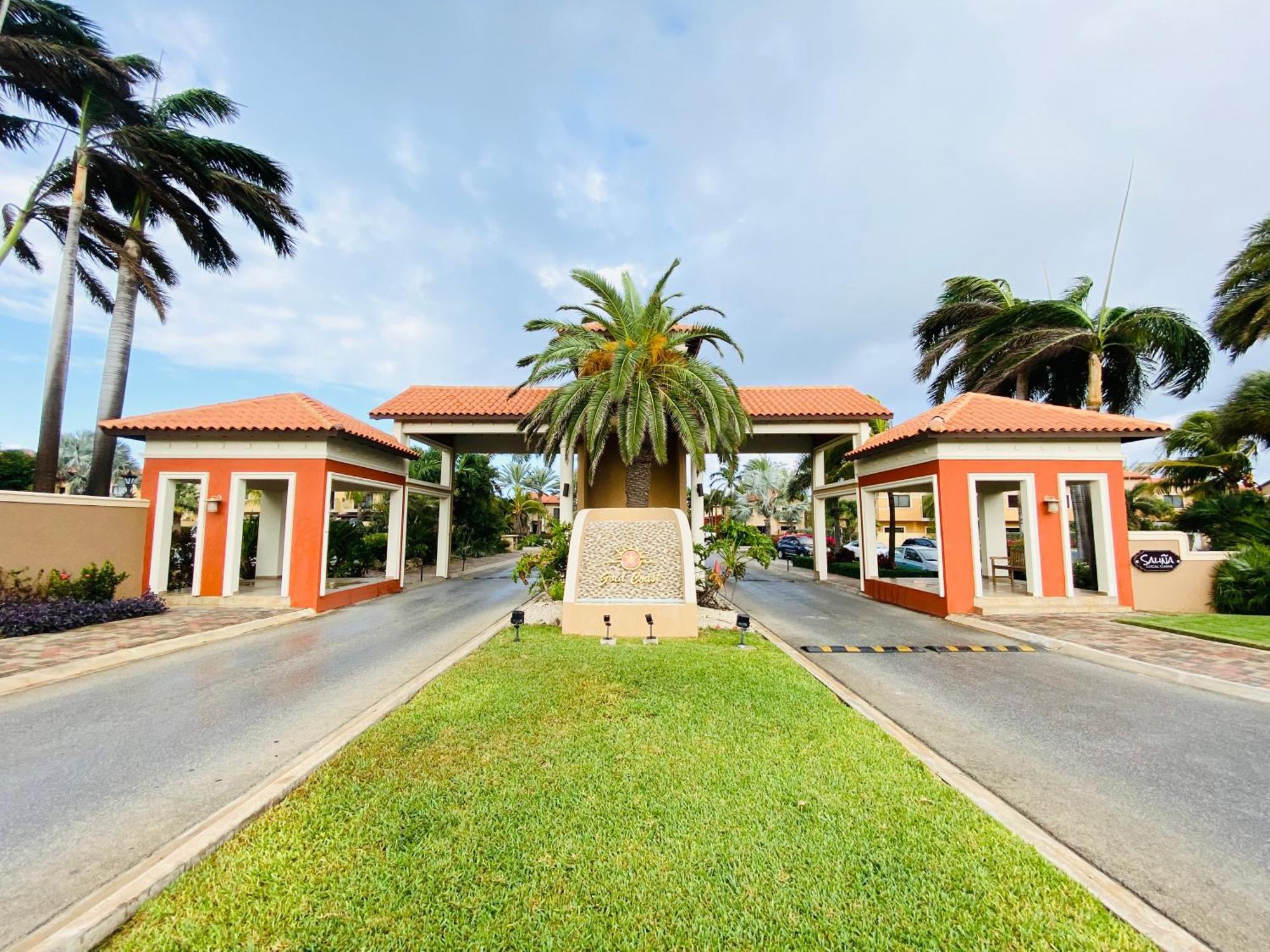 パームビーチ Casa Azure Arubaヴィラ エクステリア 写真