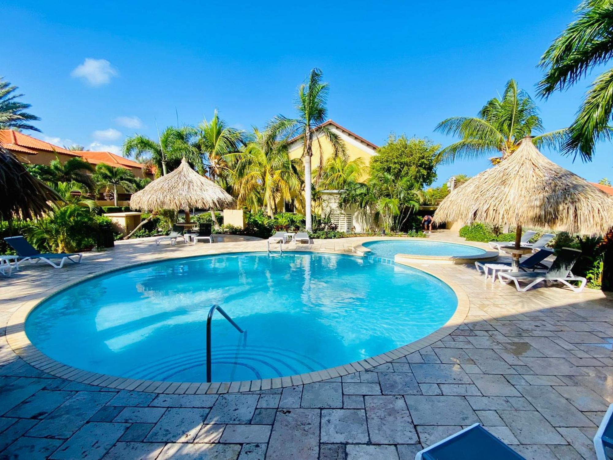 パームビーチ Casa Azure Arubaヴィラ エクステリア 写真